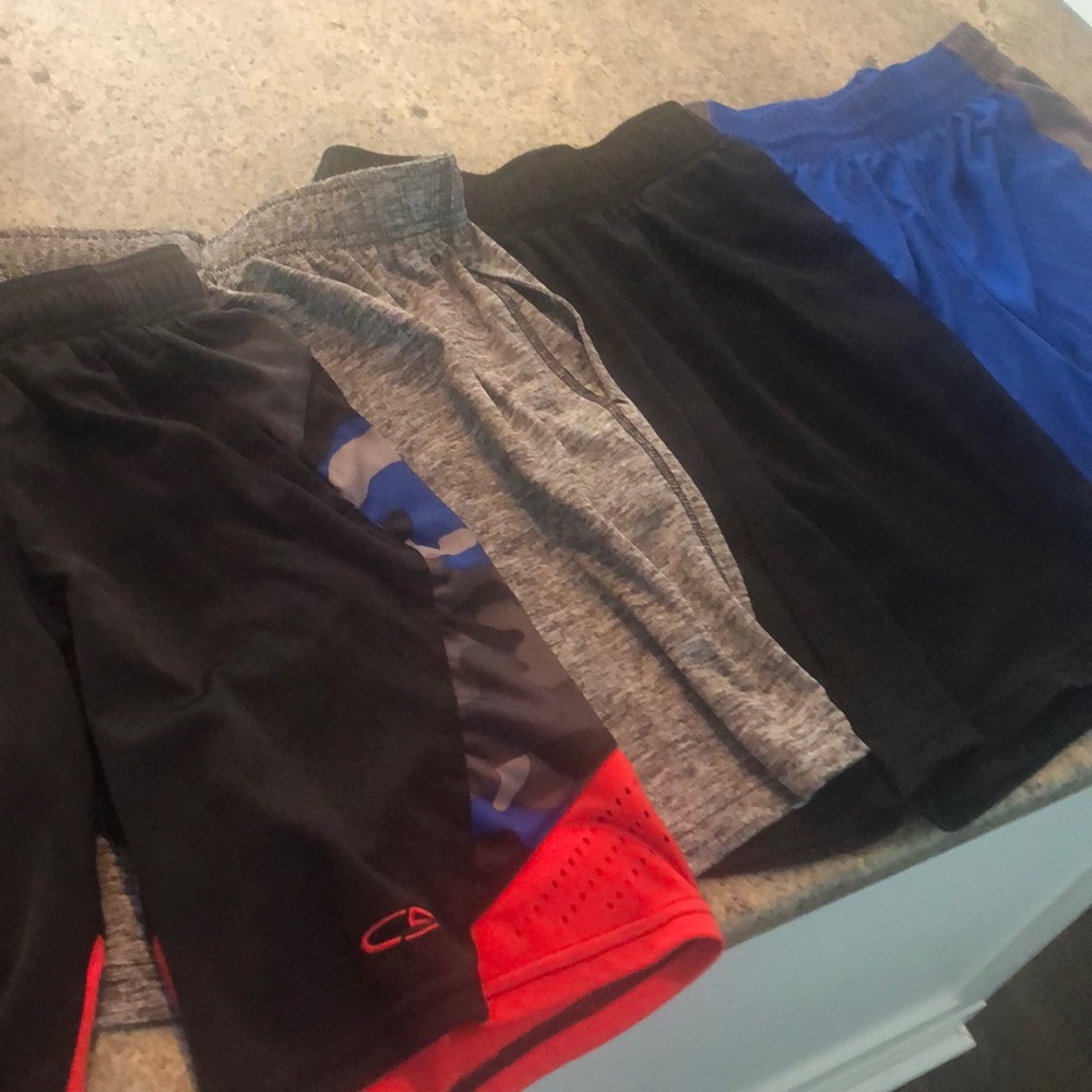 4 pair of boys Youth medium shorts